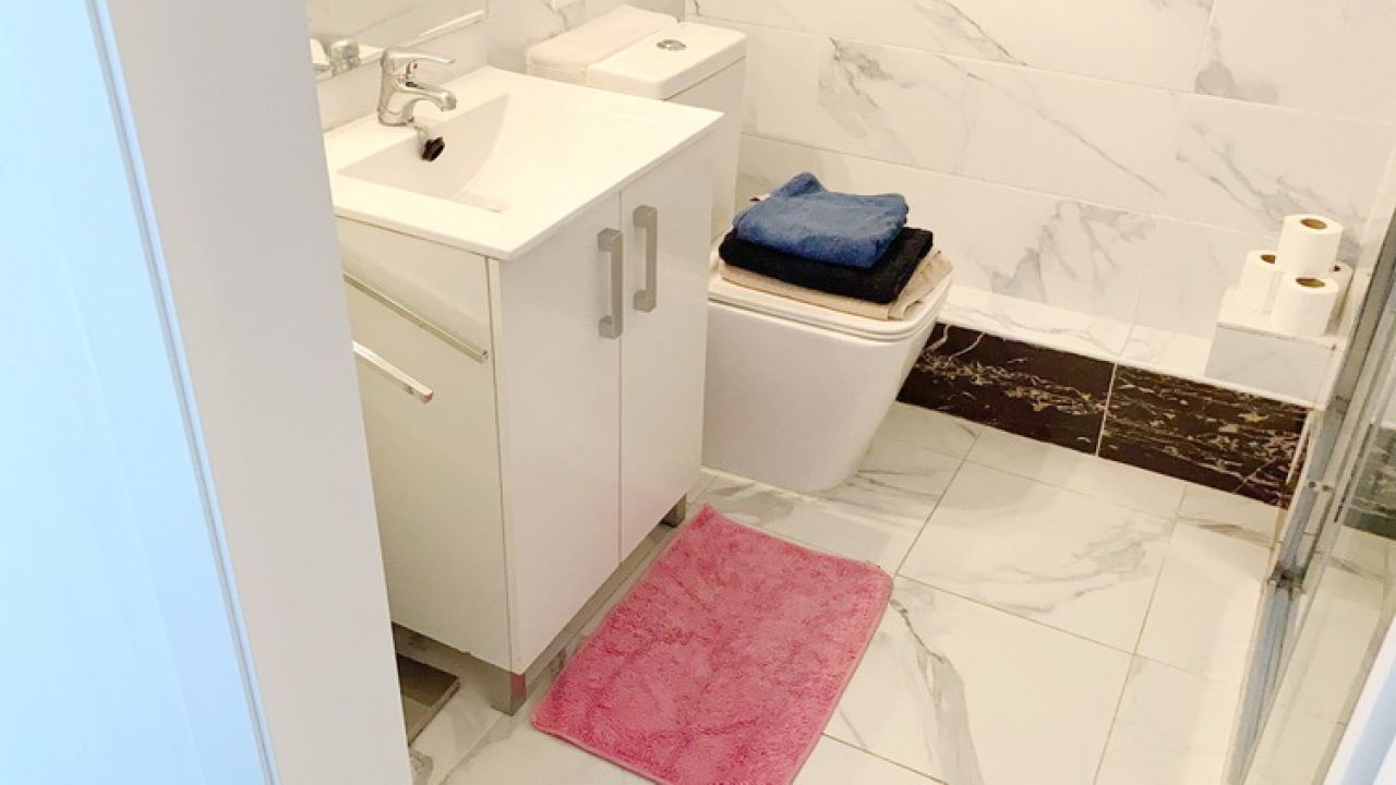 TEMPORADA: Lindo apartamento con piscina comunitaria en 1 línea de los acantilados de Cala Major - P