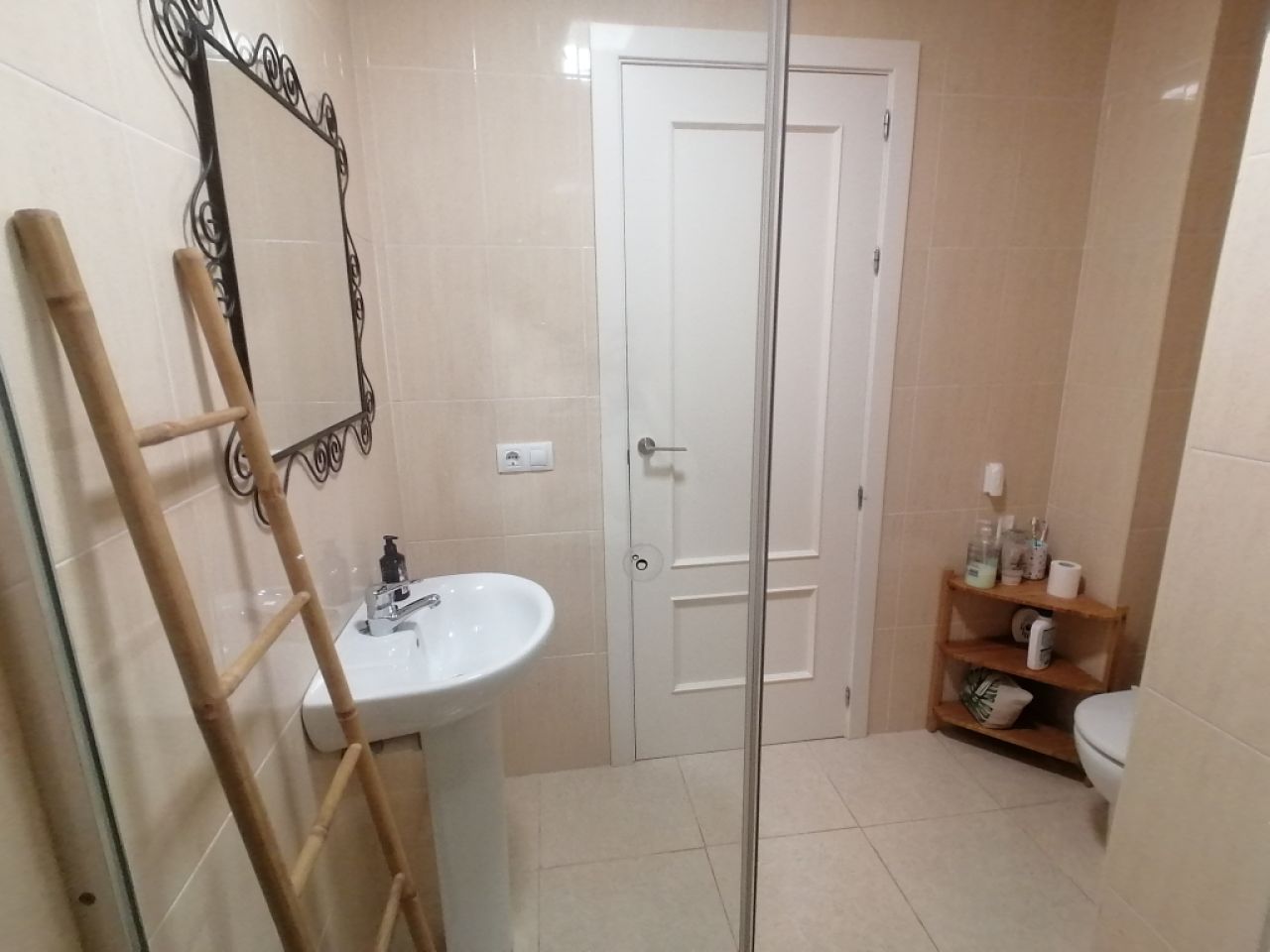 Saison: Parterreapartment mit 2 Terrassen und AC in Colonia St Jordi --- AP 24 T