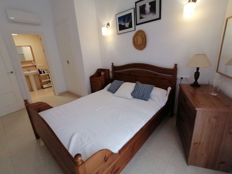 Saison: Parterreapartment mit 2 Terrassen und AC in Colonia St Jordi --- AP 24 T