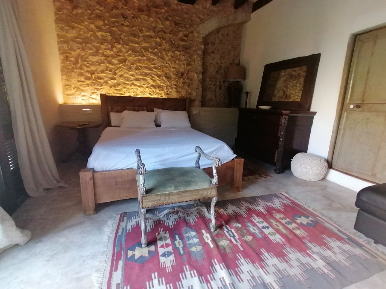 Temporada: Apartamento en planta baja con calefacción central de gasóleo, terraza en el campo cerca de Cas Concos -- AP 62 T