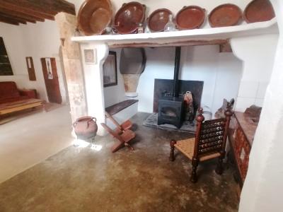 Temporada: Apartamento en planta baja con calefacción central de gasóleo, terraza en el campo cerca de Cas Concos -- AP 62 T