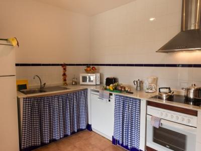 Saison: Rustikale und sanierte Finca auf gem. Grundstück mit Heizung und Pool  bei Manacor-- F 266 C