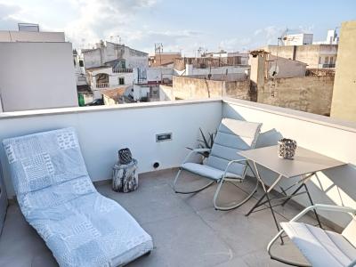 TEMPORADA: Hermoso apartamento dúplex con aire acondicionado central y vista al mar en Porto Colom -