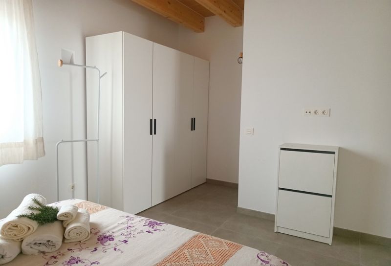 Saison: Schönes Reihenhaus mit viel Komfort und Terrassen in S Illot -- RH 13 T