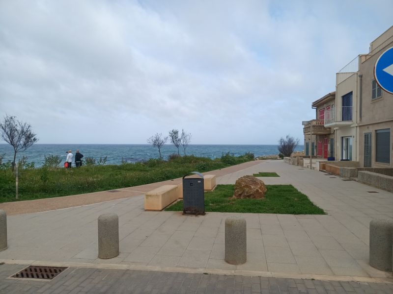 Saison: Schönes Reihenhaus mit viel Komfort und Terrassen in S Illot -- RH 13 T