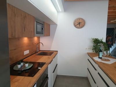 Saison: Schönes Reihenhaus mit viel Komfort und Terrassen in S Illot -- RH 13 T