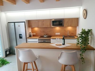 Saison: Schönes Reihenhaus mit viel Komfort und Terrassen in S Illot -- RH 13 T