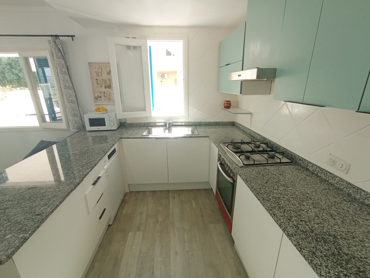 SAISON und Winterangebot: Parterreapartment mit Garten in Sa Coma -- AP 17 T - CM