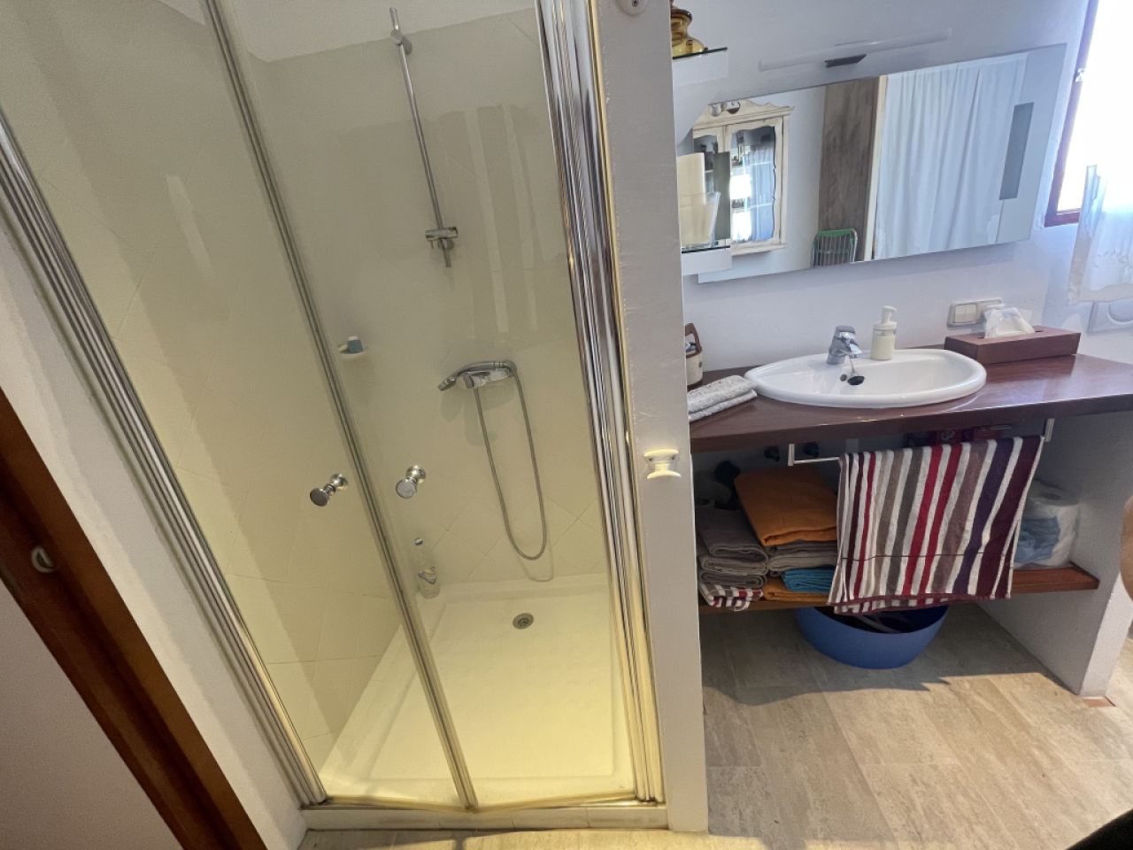 SAISON: Urige Casita mit vielen Terrassen, 2 Kaminen, AC in ruhiger Lage von Cas Concos-- C 13 T