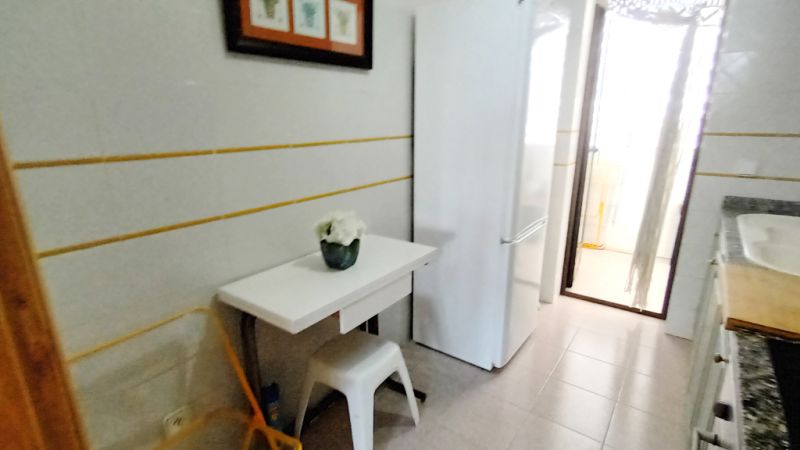 Saison26 / 27: Modernes Apartment in 1. Linie der Küste von St Jordi --- AP 10 T