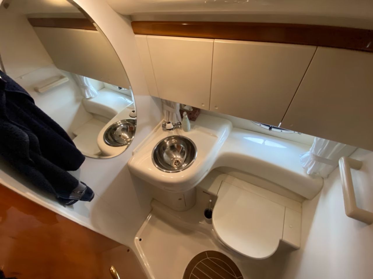 Saisonfertig: Cranchi 39 Endurance – Baujahr 2003 – Top-Zustand, perfekte Ausstattung mit Liegeplatz