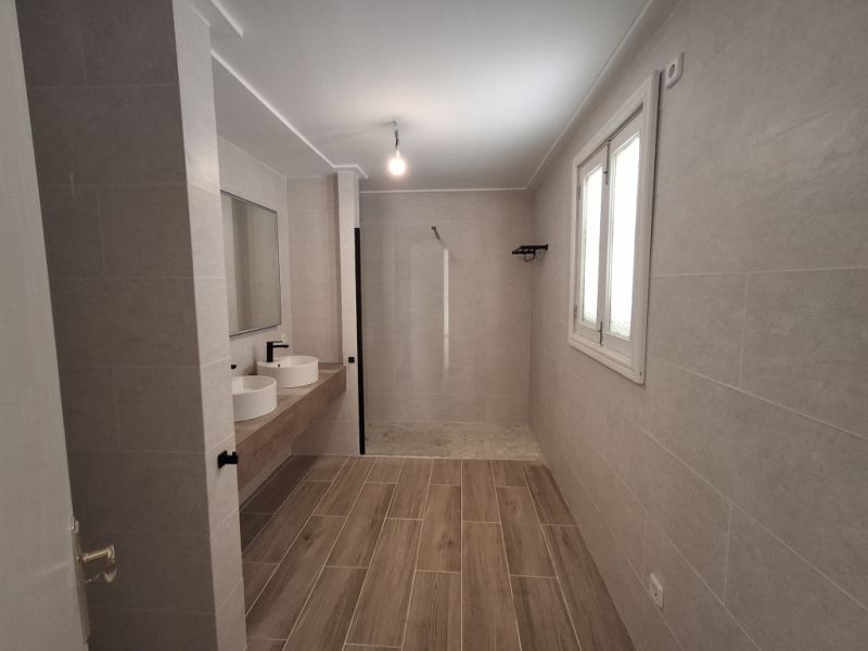 Renovated and large village house with courtyard, terraces in Porreres --- DH 25