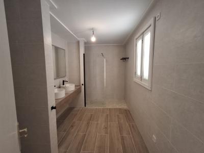 Renovated and large village house with courtyard, terraces in Porreres --- DH 25