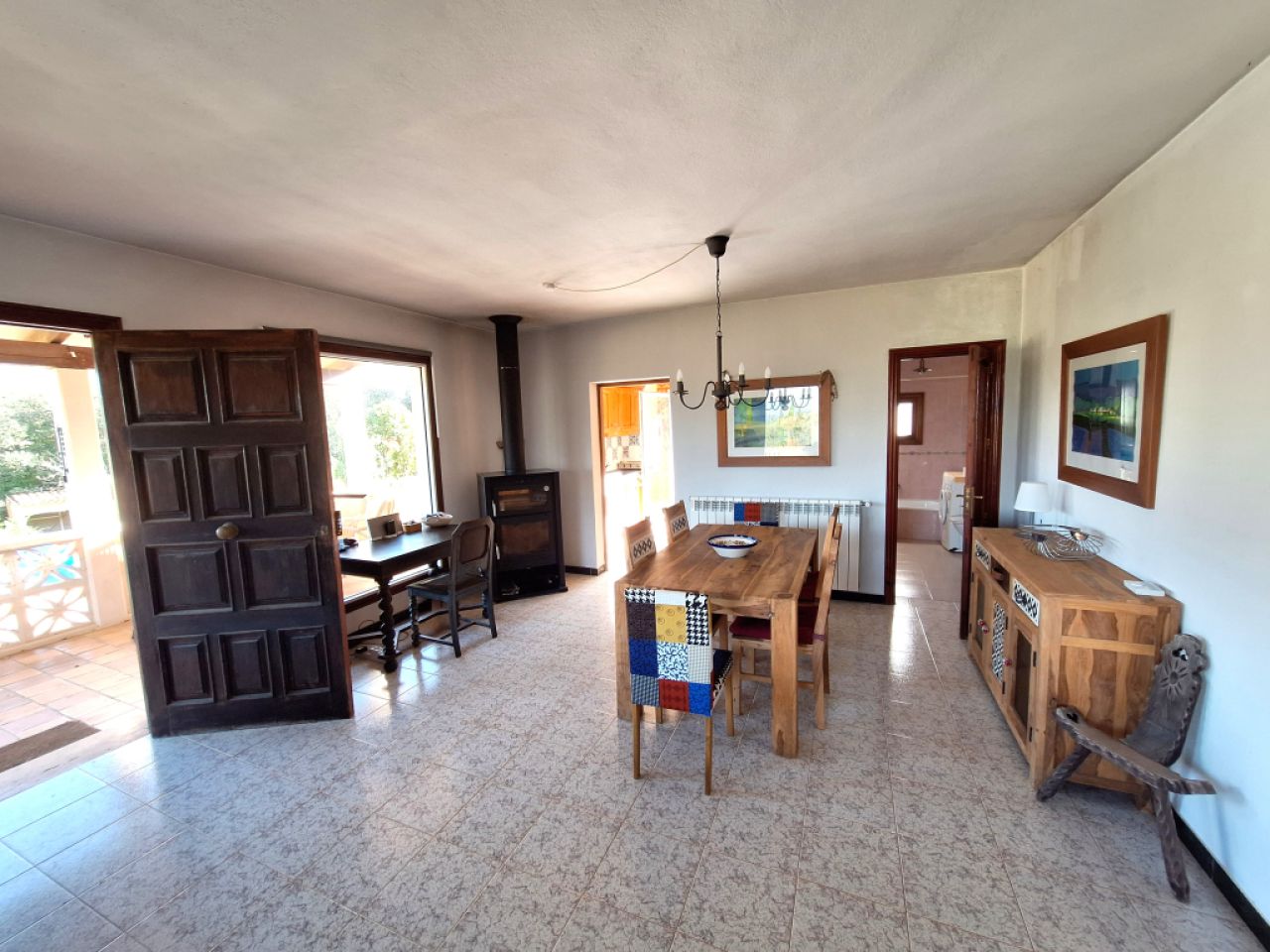 SANT JOAN (CENTRE OF THE ISLAND): Charming finca with pool, private well, guest apartment and 82 m² shed