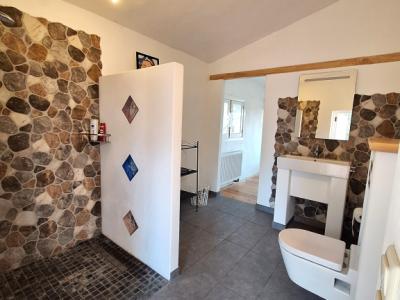 SANT JOAN (CENTRE OF THE ISLAND): Charming finca with pool, private well, guest apartment and 82 m² shed