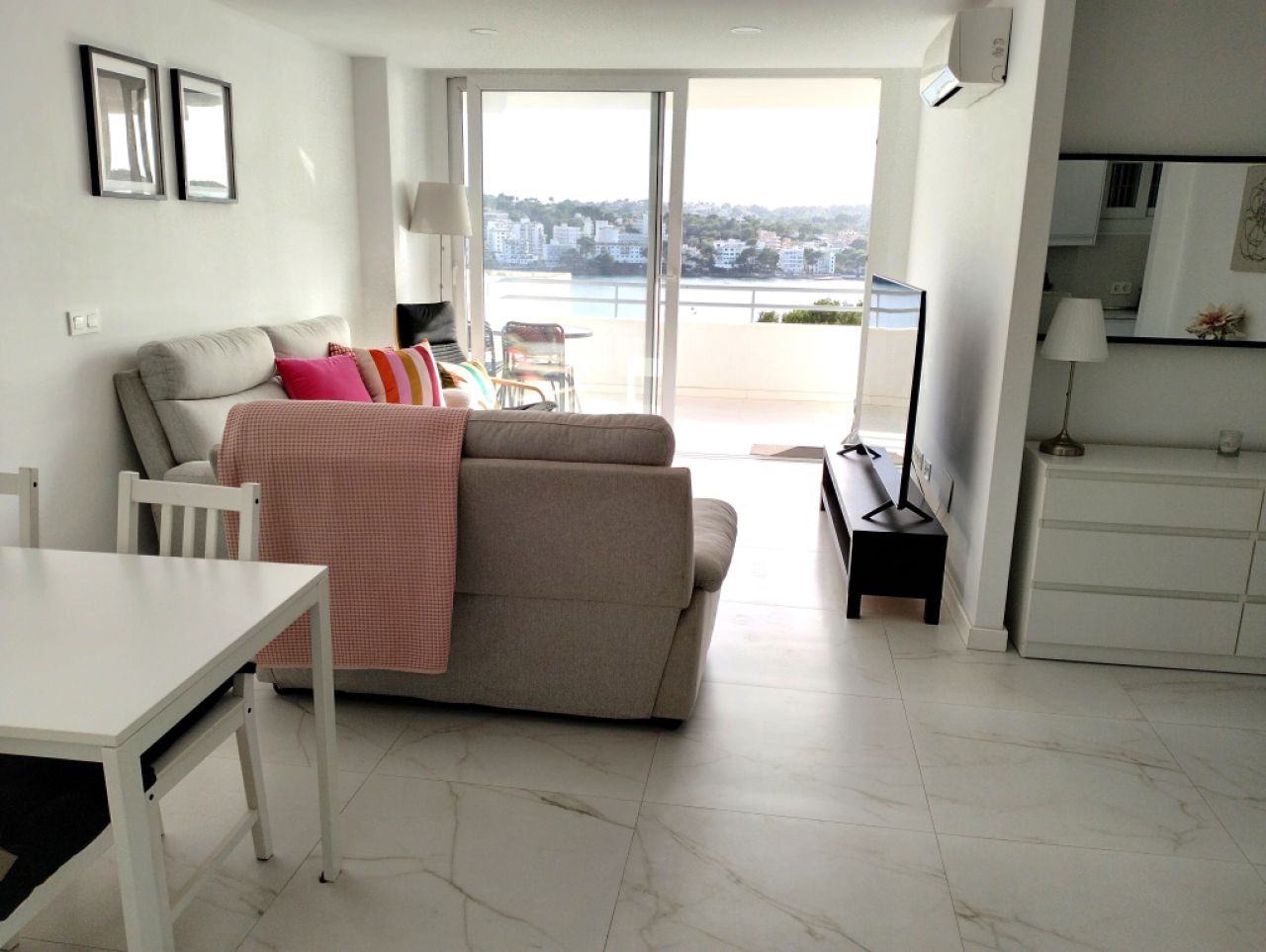 SANTA PONSA: Ruhige, renovierte möblierte 2 SZ-Wohnung mit Meerblick-Terrasse, Heizung & Pool zu VM