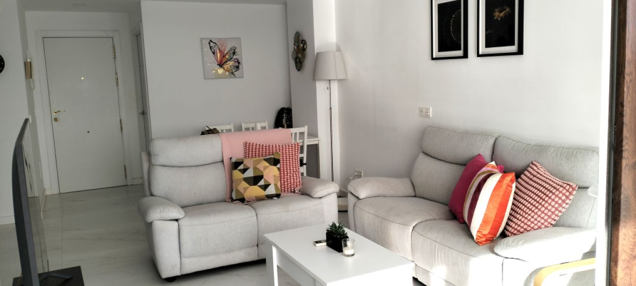 SANTA PONSA: Ruhige, renovierte möblierte 2 SZ-Wohnung mit Meerblick-Terrasse, Heizung & Pool zu VM