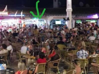 SANTA PONSA: Local de souvenirs en venta