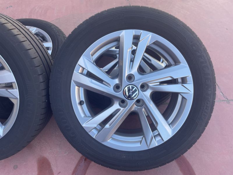 Set of 4 original Volkswagen Polo rims. New model. Size R16x6.5 ET 47. Bolt pattern 5x100.