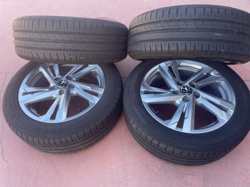 Set of 4 original Volkswagen Polo rims. New model. Size R16x6.5 ET 47. Bolt pattern 5x100.