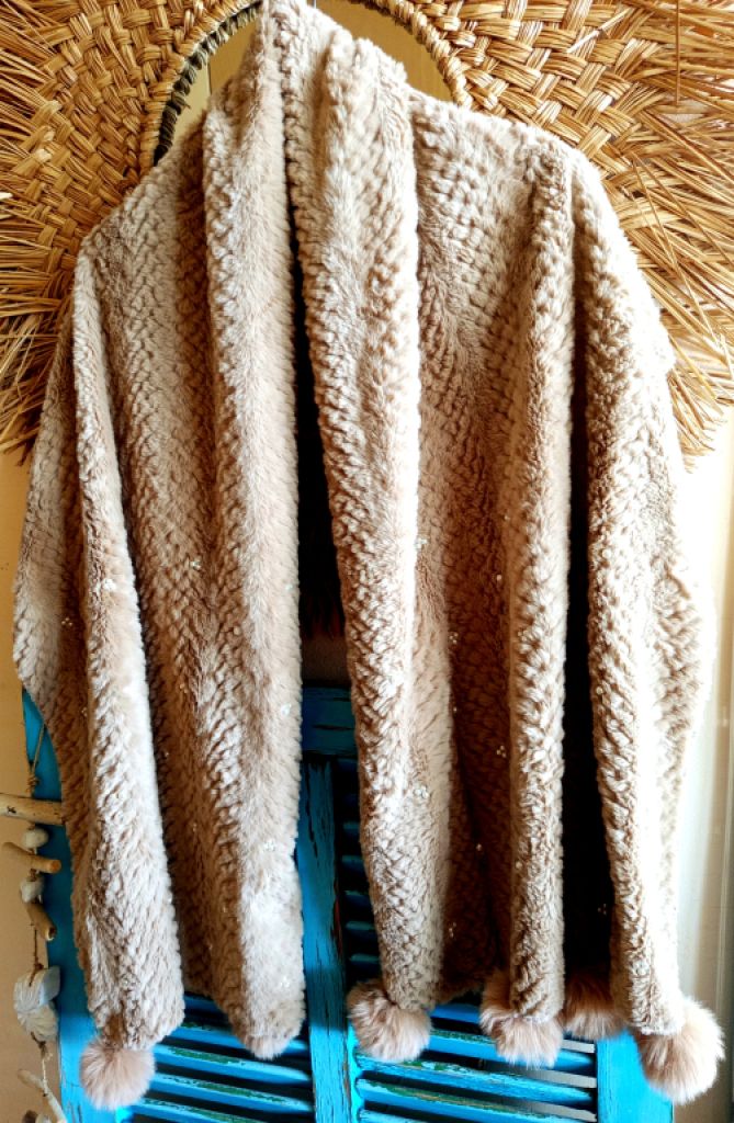 Ropa elegante de mujer