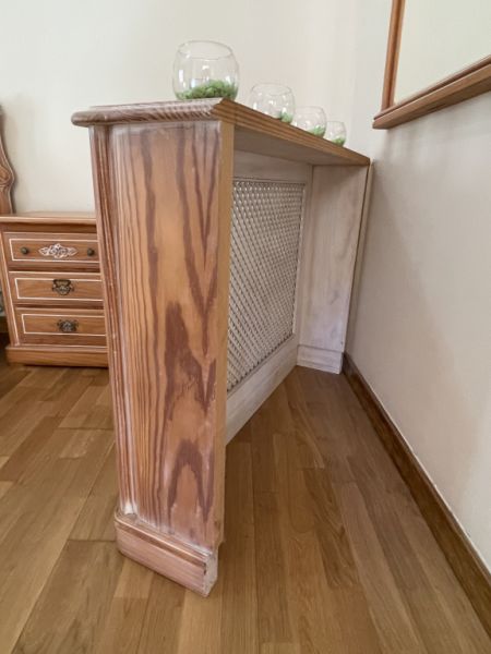 Dormitorio completo con mesitas de noche