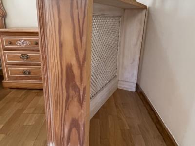 Dormitorio completo con mesitas de noche