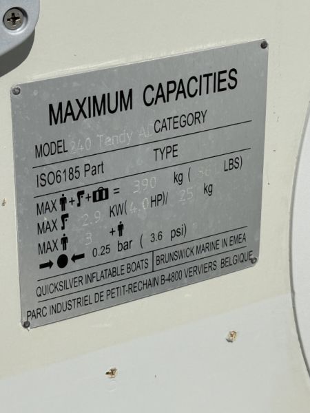 Neumática / Dinghy Quicksilver 240 Trendy Air