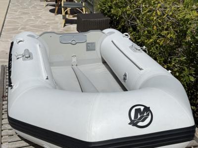 Neumática / Dinghy Quicksilver 240 Trendy Air