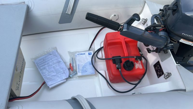 Bote inflable / Dingi 260 Rip (Zodiac)