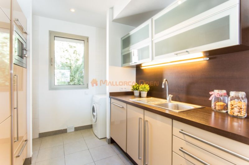 Beautiful semi-detached house for rent in Cala Mandia.