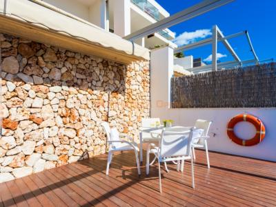 Beautiful semi-detached house for rent in Cala Mandia.