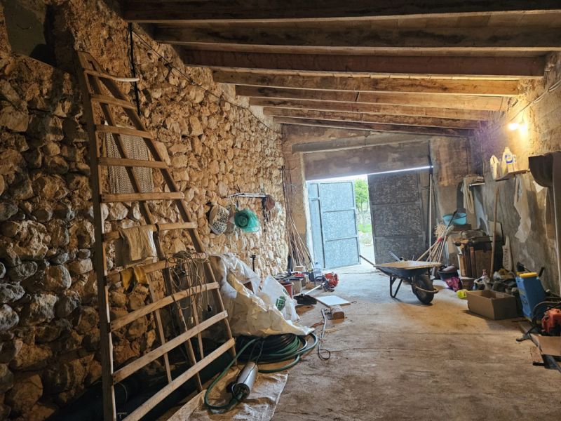 Schöne Finca mit renovierungsbedürftigem Haus