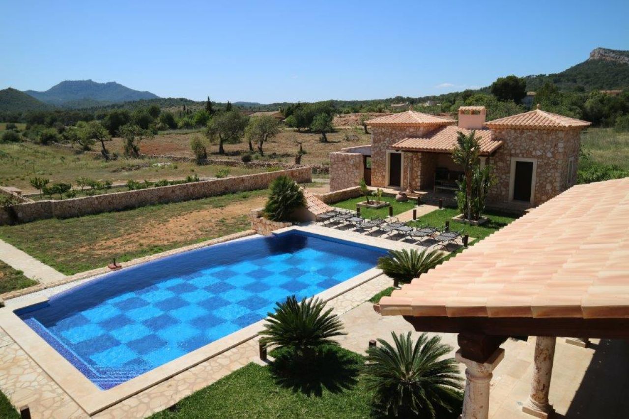 Schöne rustikale Bauernhof zum Verkauf in S'espinagar