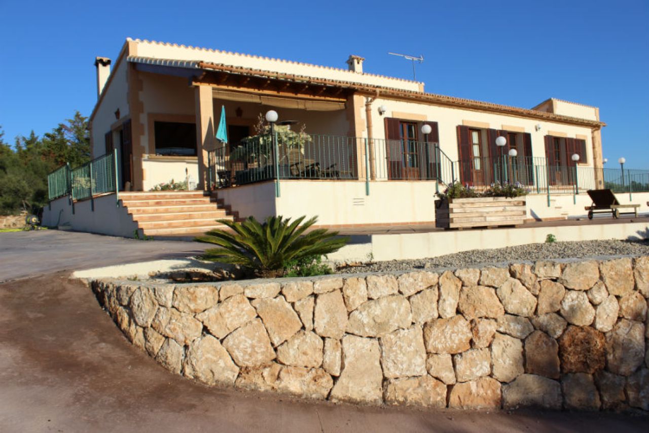 Se vende preciosa finca rústica en Puntiró