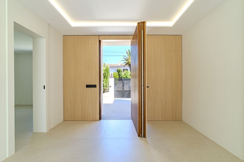 Schöne Villa zum Verkauf in Bahia Grande mit Neubau