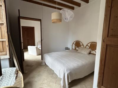 Schöne Zimmer in einem wunderschönen Dorfhaus in Sencelles  zu vermieten