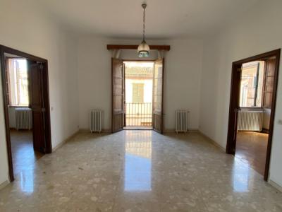 Se Vende Hermosa Casa Histórica en Manacor