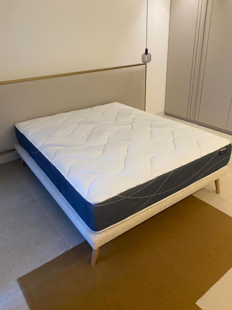 Hermosa cama nueva | Medidas 1,50 m x 1,90 m | Recogida en Santa Ponsa