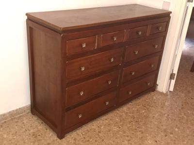 Schubladenkommode / große Kommode