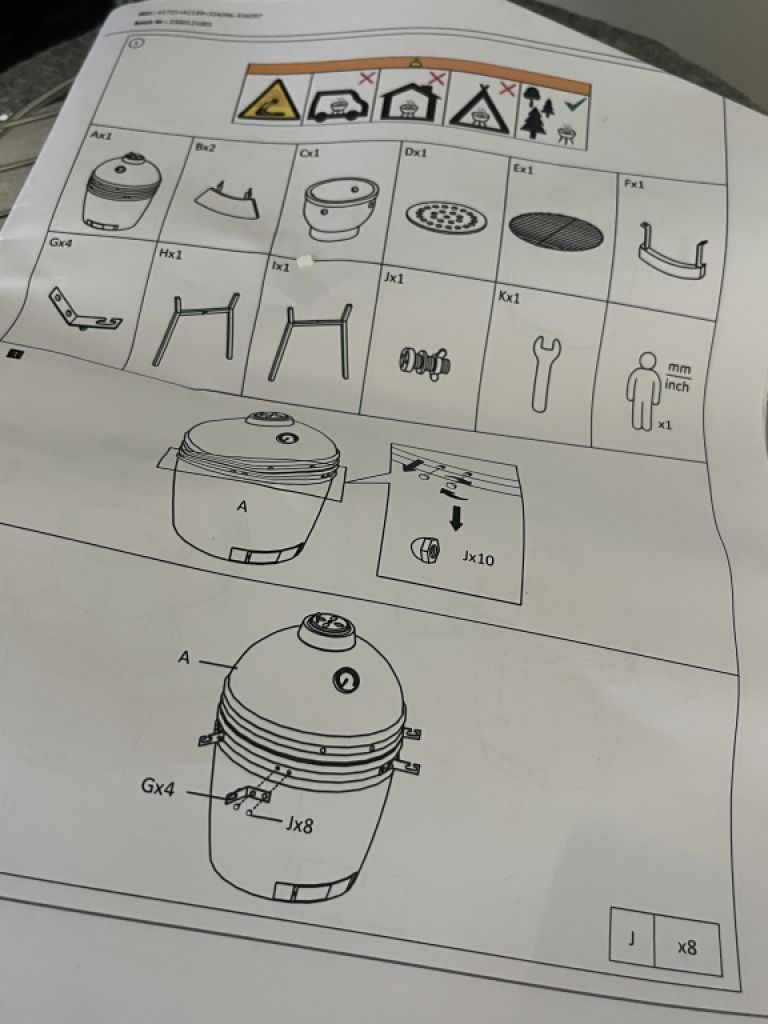 Black Ceramic Kamado 2-in-1 Smoker with Charcoal Grill 56 cm