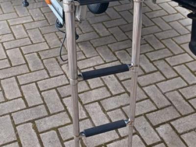 SeaRay 190 SPX Black Beauty