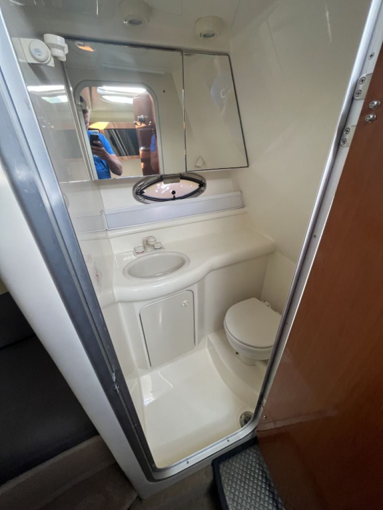 Sehr gepflegtes Motorboot Maxum2600SE zu verkaufen (Liegeplatz kann übernommen werden)