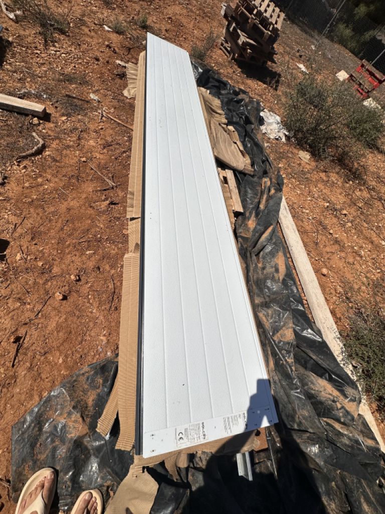 Sectional garage door NEW 4.5 meters wide