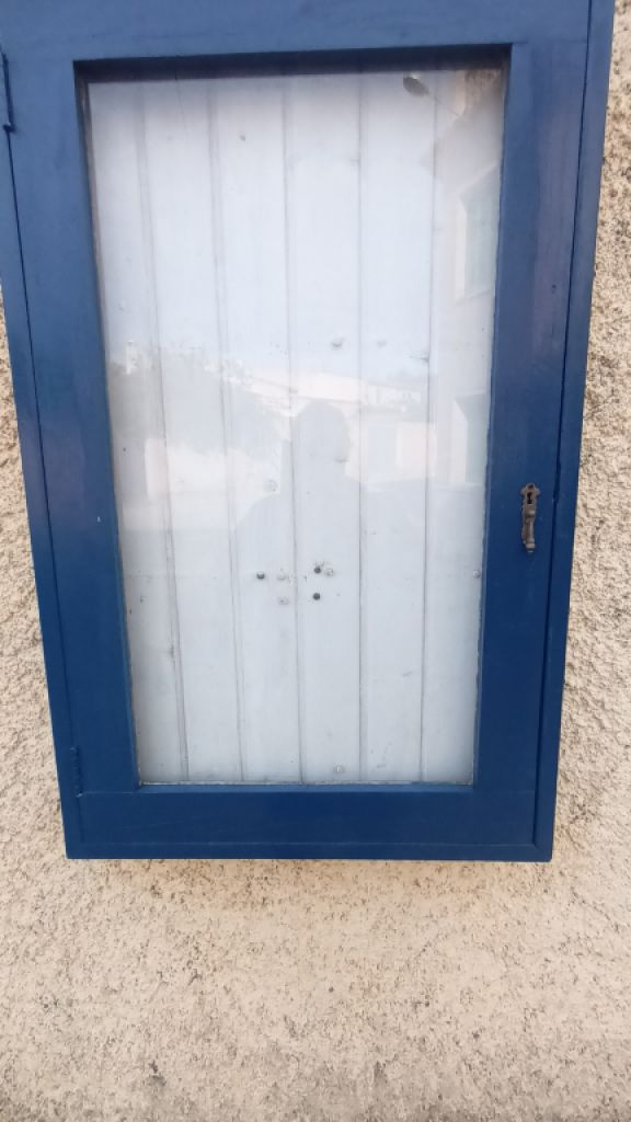 Selbstentworfener Schaukasten mit Innenbeleuchtung