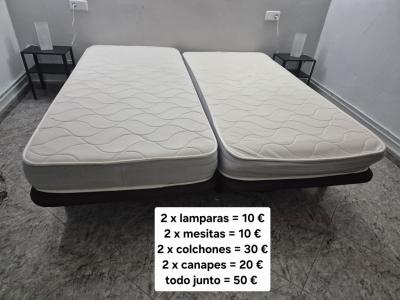 Juego de dormitorio: cama, mesita de noche, lámparas