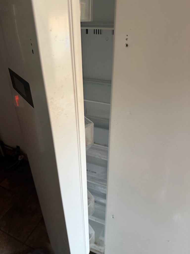 Side-by-Side frigorífico y congelador Daewoo FRN-SH23BVW