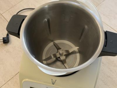 Silvercrest Monsieur Cuisine Küchenmaschine wenig genutzt