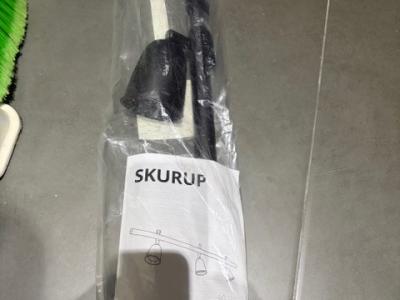 Skurup Deckenstrahler Schwarz Neu