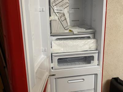 SMEG FAB32 Kühl- und Gefrierkombination  Neu - nie benutzt - Linksanschlag - Rot